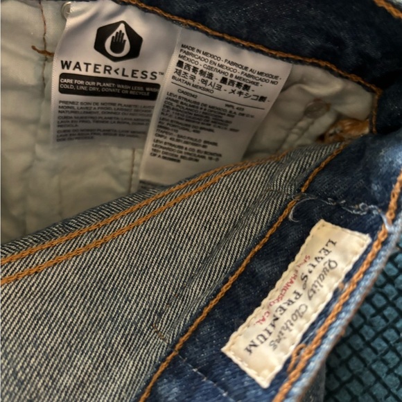 Levi’s 501 High Rise Button~Fly Denim Cut Off Jean Sz 26” Waist 100% Cotton Blue - Picture 6 of 7